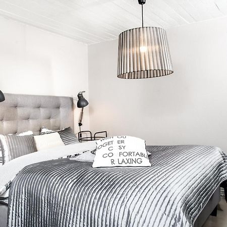 פורבו Vivante Basement Accommodation מראה חיצוני תמונה